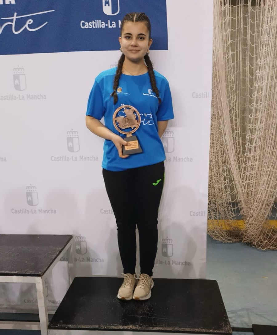 Moya_bronce_regional_25_02
