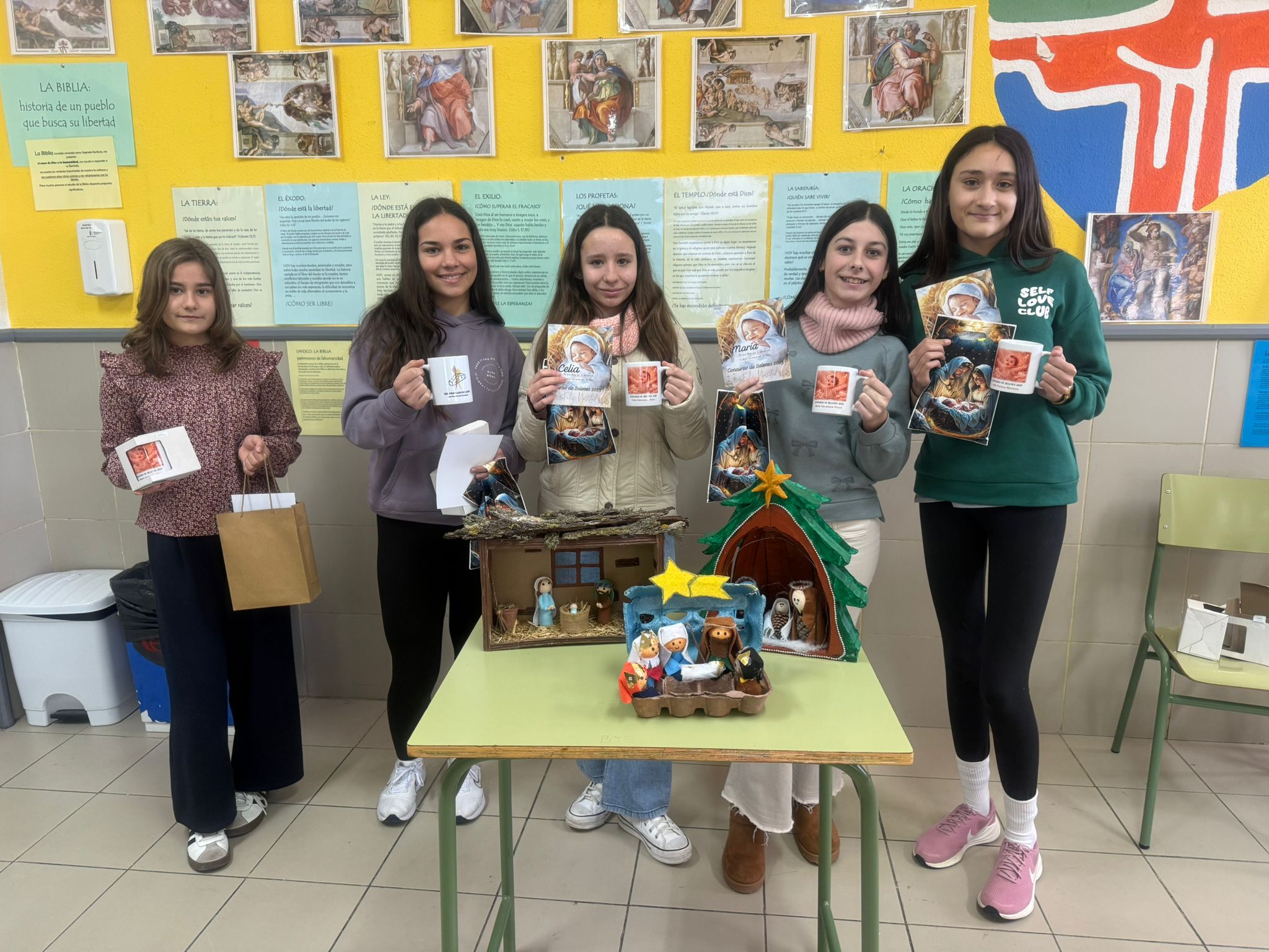 Ganadoras del concurso de Belenes | IES Fray Luis de León