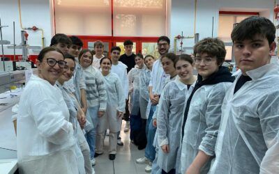 2º Bachillerato visita la UCLM para practicar química sostenible