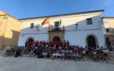 YINCANA DEPORTIVA EN LA PLAZA CON 1º DE ESO